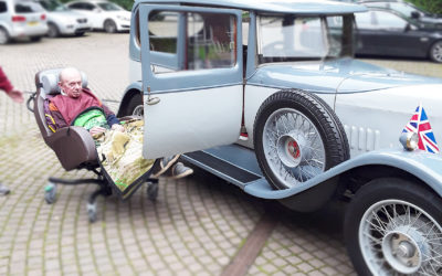 Beautiful vintage car and celebrating our staff at Abbotsleigh Care Home