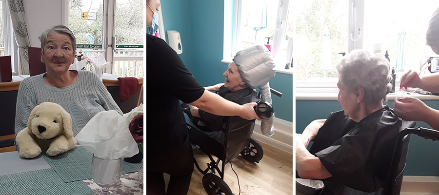 Mother's Day hairdressing at Abbotsleigh Care Home